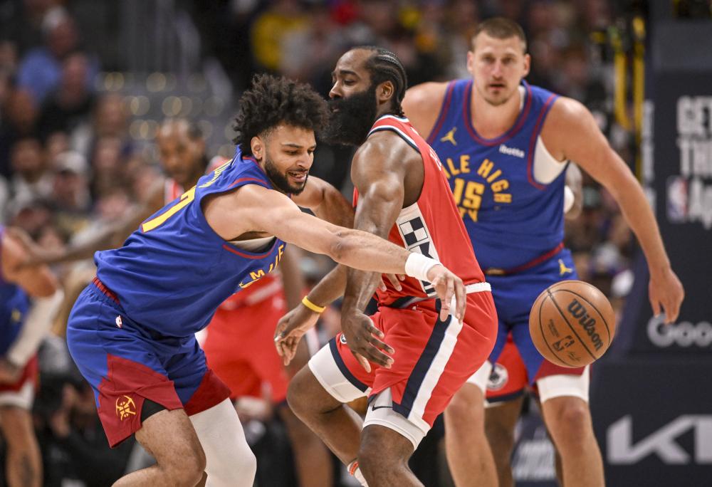 他多次在防 他多次在防