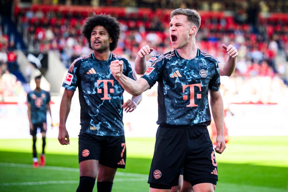 與許多年輕 與許多年輕